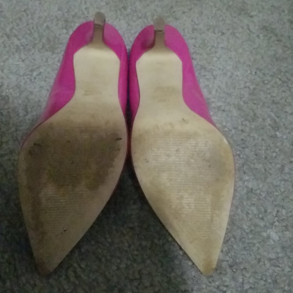 Pink pumps - Picture 3 of 3